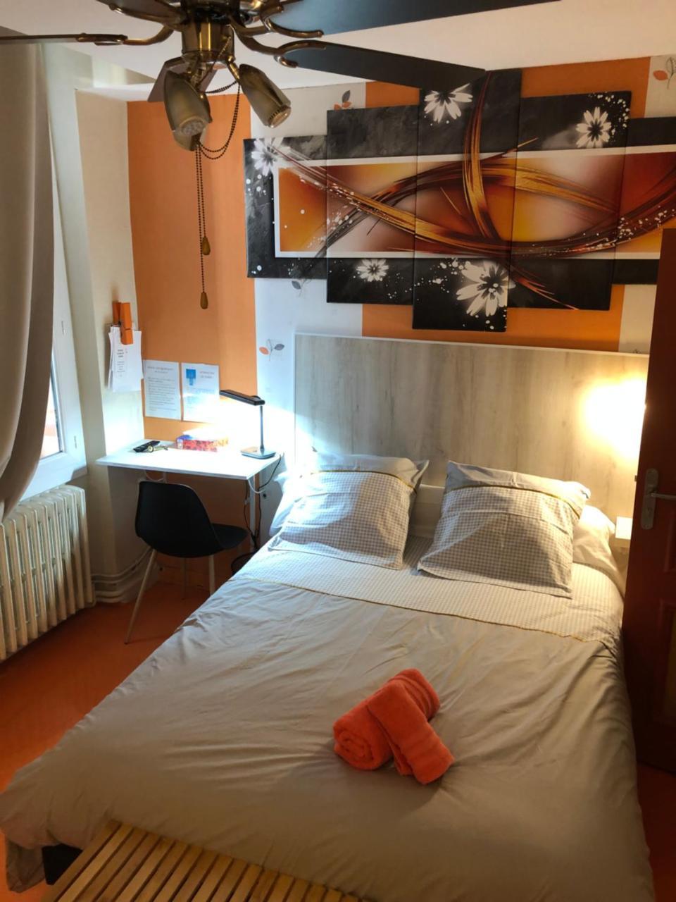 Hotel Des Remparts Villeneuve-sur-Lot Bagian luar foto