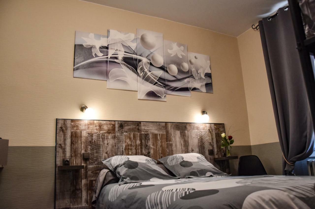 Hotel Des Remparts Villeneuve-sur-Lot Bagian luar foto
